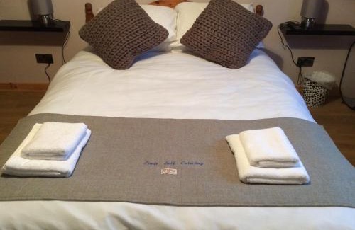 Isle of Lewis House | 16 East Street Sandwick Stornoway