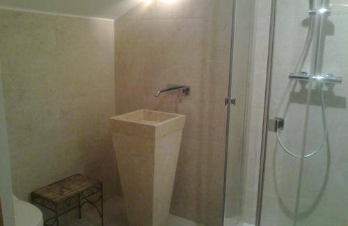 Sarcey Bed & Breakfast | 16 m² Bed and breakfast ∙ 2 guests