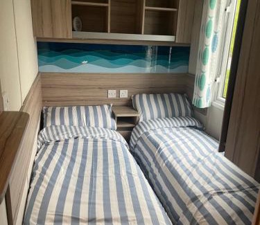 Ayr Apartment | 162 Arran View, Craig Tara