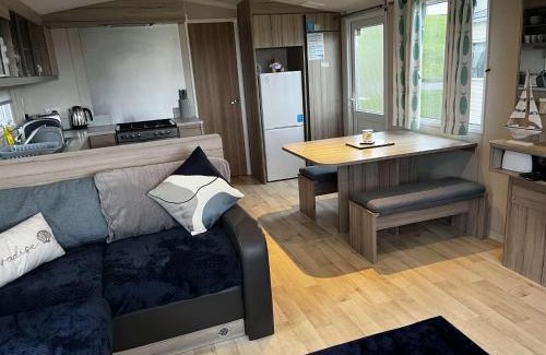 Ayr Apartment | 162 Arran View, Craig Tara