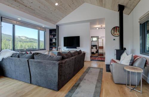 Big Sky House | 17 Lake Cabin by Moonlight Basin Lodging