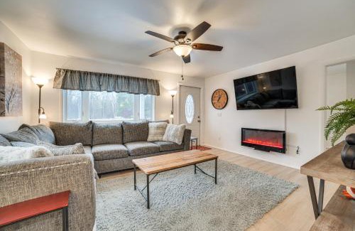 Bay Harbor House | 17 Mi to Nubs Nob Cozy Home with Fireplace