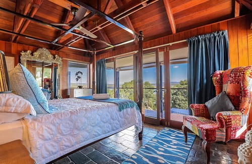 Seventeen Seventy Hotel | 1770 Sovereign Lodge Resort