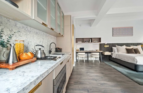 Financial District Apartment | 17john: Deluxe King Studio Apartment