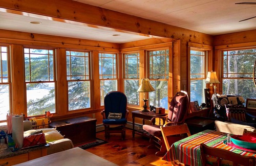 Orrington House | 1800 sq ft♦ Kings Mountain Cottage ♦ On the Water