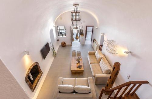 Firostefani Villa | 180° Caldera by Stylish Stays