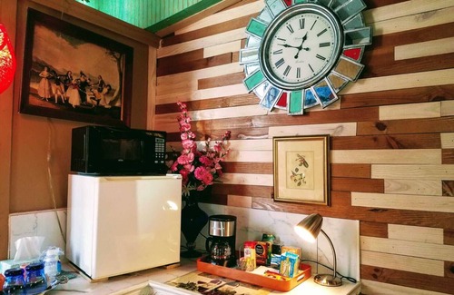 Westside North Bed & Breakfast | 1812 Overture B&B