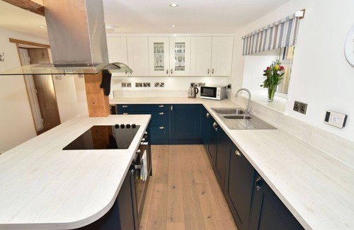 Johnshaven House | 19 Fore Street - Beach view cottage in a quiet coastal village