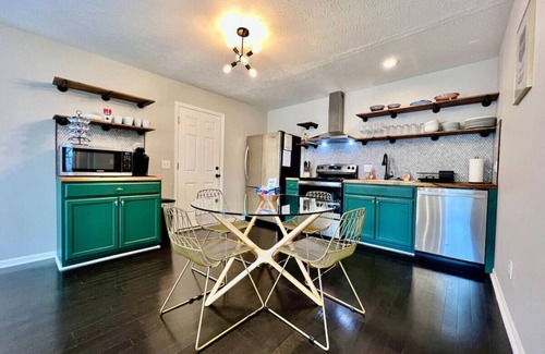 Monroe House | 190 Overbrook Drive · Swanky Swango's Dream Home by Jess