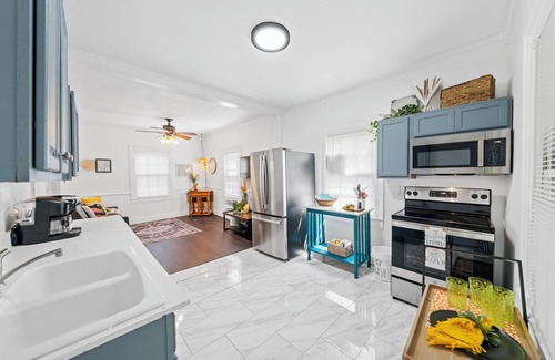 Wilmington Cottage | 1903 Twin Cottages close to everything Wilmington has to offer.