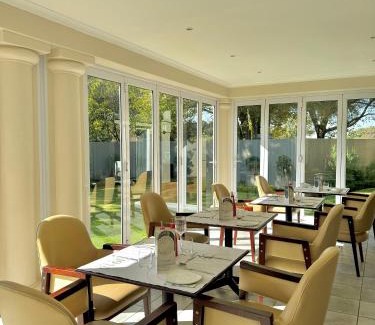 Greater Johannesburg Metropolitan Area House | 1945 on Kloof Guesthouse