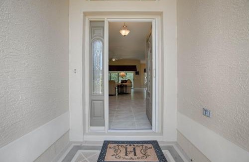 Pennecamp House | 1987 Z3a Village of Pennecamp by REMAX Premier