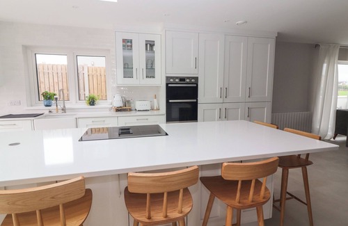 Fenit Cottage | 19A Lighthouse Village