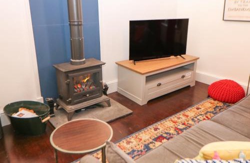 Buxton Apartment | 1A Market Street