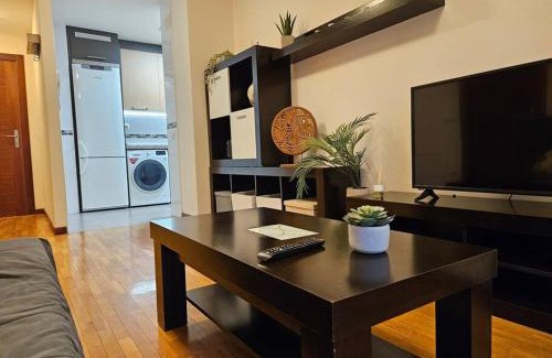 Distrito Oeste Apartment | 1A120 Coqueto y tranquilo apto en Gijón