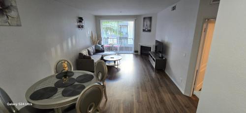 Pacific Palisades Apartment | 1BDR in the heart of Marina Del Rey