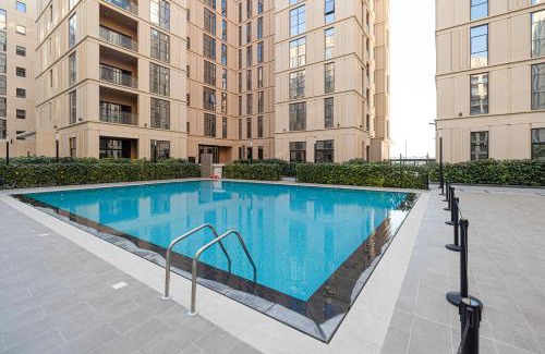 Sharjah Apartment | 1BHK Sharjah Luxury Apartment - Designer Den