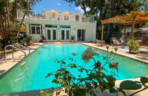 Winter Park Apartment | 1BR 1BA in Historic Park Ave Home