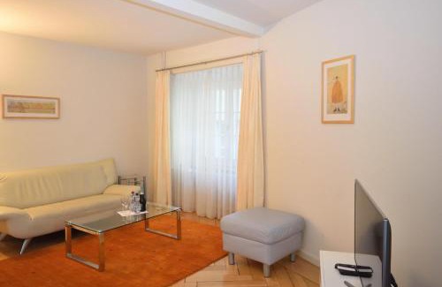 Old Town Apartment | 1BR flat in historical center - Symbol 3