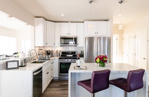 Middletown Villa | 1stResorts.com 3NEW FAMILY VILLAS/AMAZING WATER VIEWS/AC/3 decks/3hottubs/parkng