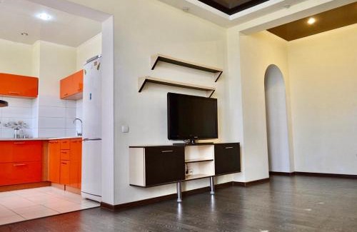 Dnipro Apartment | 2 комнатная квартира, парковочное место, Мост сити, Д Яворницкого, ул Европейская