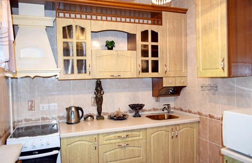 Kirovskiy Apartment | 2-х комнатная квартира, изолированные комнаты, на площади Маркса