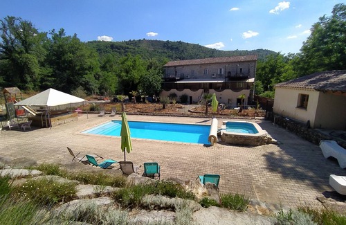 Les Assions House | 2/4 person gîte with swimming pool in southern Ardèche