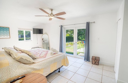 Southwest Ranches Villa | 2.5 Acres in Southwest Ranches Open for 40 person Weddings & Events!