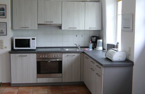 Muritz House | 2 apartments in the house incl. Fireplace and sauna on the shallow lake, Klocksin