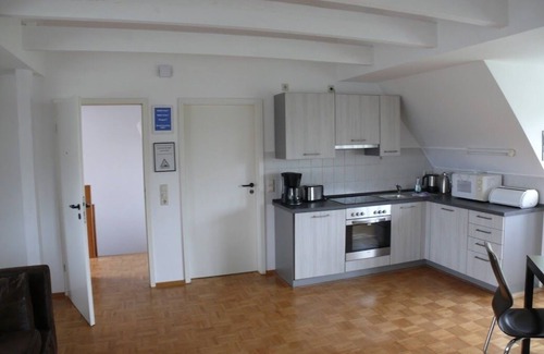 Muritz House | 2 apartments in the house incl. Fireplace and sauna on the shallow lake, Klocksin