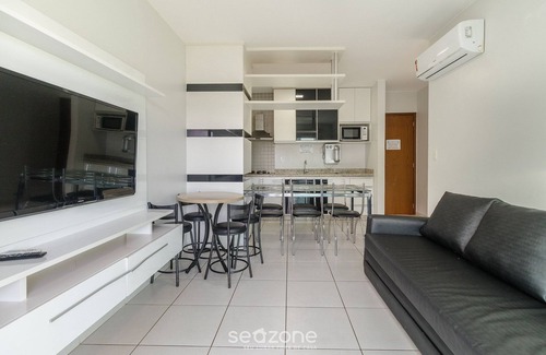 Do Turista Apartment | 2 B Apt in Building W/pool Near Downtown Acm0865