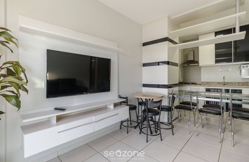 Do Turista Apartment | 2 B Apt in Building W/pool Near Downtown Acm0865