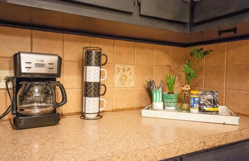 Costa Apartment | 2 BDR - BEACHFRONT Cozy Apt