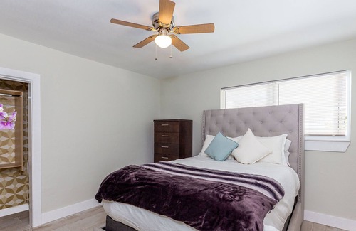 Surfside Condo | 2 Bdrm Beach Condo