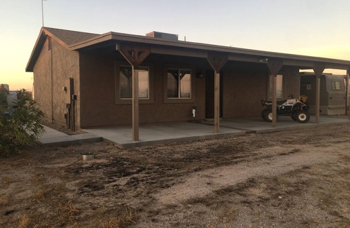 Tonopah House | 2 Bdrm home for Outage/SRP Solar Project Workers