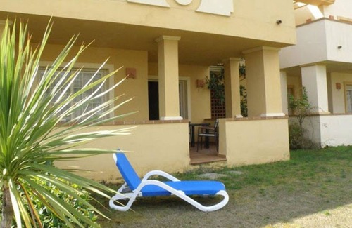 La Linea de la Concepcion House | 2 bedroom apartment with garden block 1 (Apartment 1)