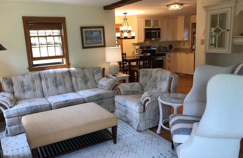 Eel Point Cottage | 2 Bed/2 Bath on 1/4 acre w/fenced yard, short walk to 40th thru rolling dunes.