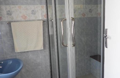Harare Apartment | 2 Bed Apt with en-suite and kitchenette - 2067