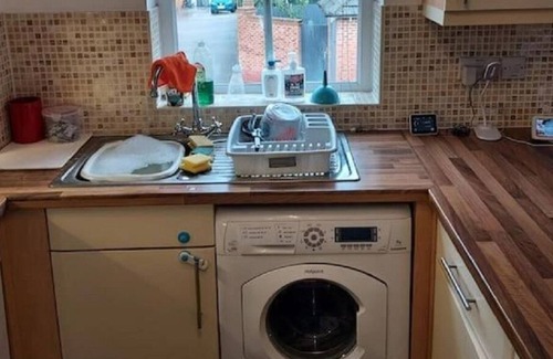 Aubourn Apartment | 2 Bed Flat With Everything