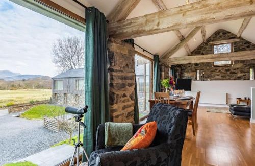 Arthog House | 2 bed in Arthog 66611
