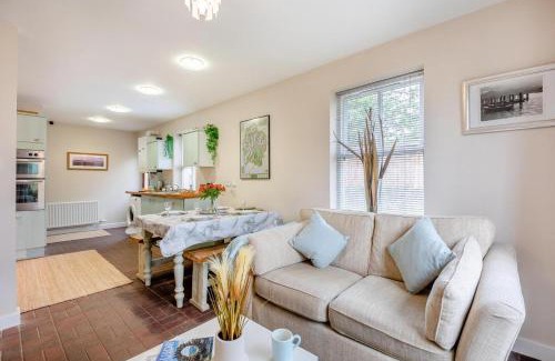 Aspatria House | 2 Bed in Aspatria oc-p32645