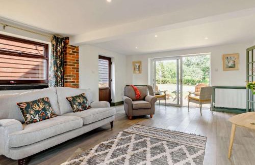 Horsebridge House | 2 Bed in Hailsham 89416