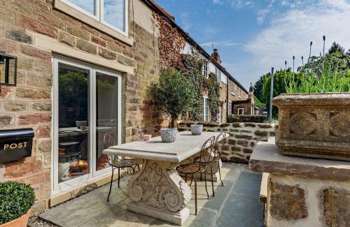 Knaresborough House | 2 Bed in Harrogate 95078
