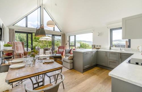 Cupar House | 2 Bed in Newburgh oc-g32594