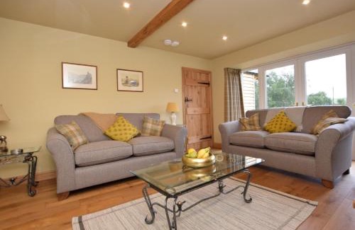 West Linton House | 2 Bed in Peebles 76383