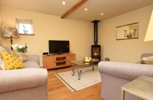 West Linton House | 2 Bed in Peebles 76383