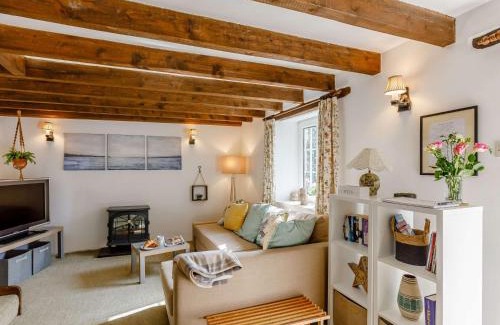 Trewen House | 2 Bed in Polyphant 85912