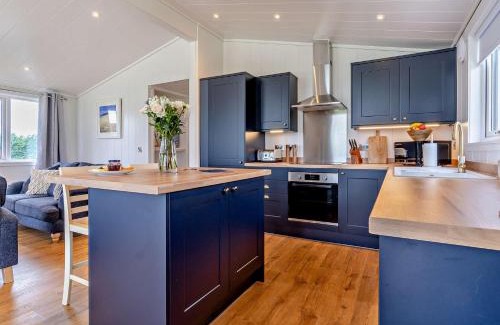 St. Andrews House | 2 Bed in St Andrews 94606