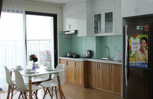 Cau Giay Apartment | 2 bed room luxury apartment with city view