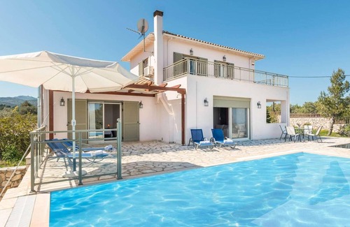Kavallos Villa | 2 bed villa, Tsoukalades